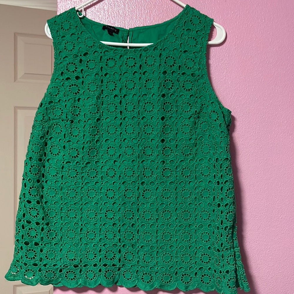 Women top